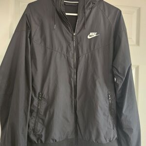 Nike Men's Black Windbreaker Jacket